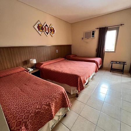Hotel Confianza Коррієнтес Екстер'єр фото