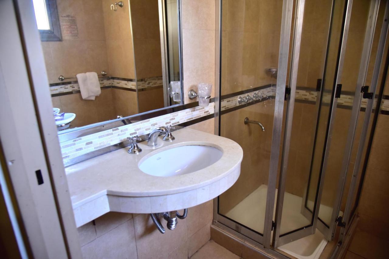 Hotel Confianza Коррієнтес Екстер'єр фото