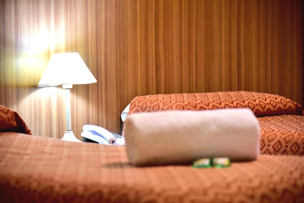 Hotel Confianza Коррієнтес Екстер'єр фото
