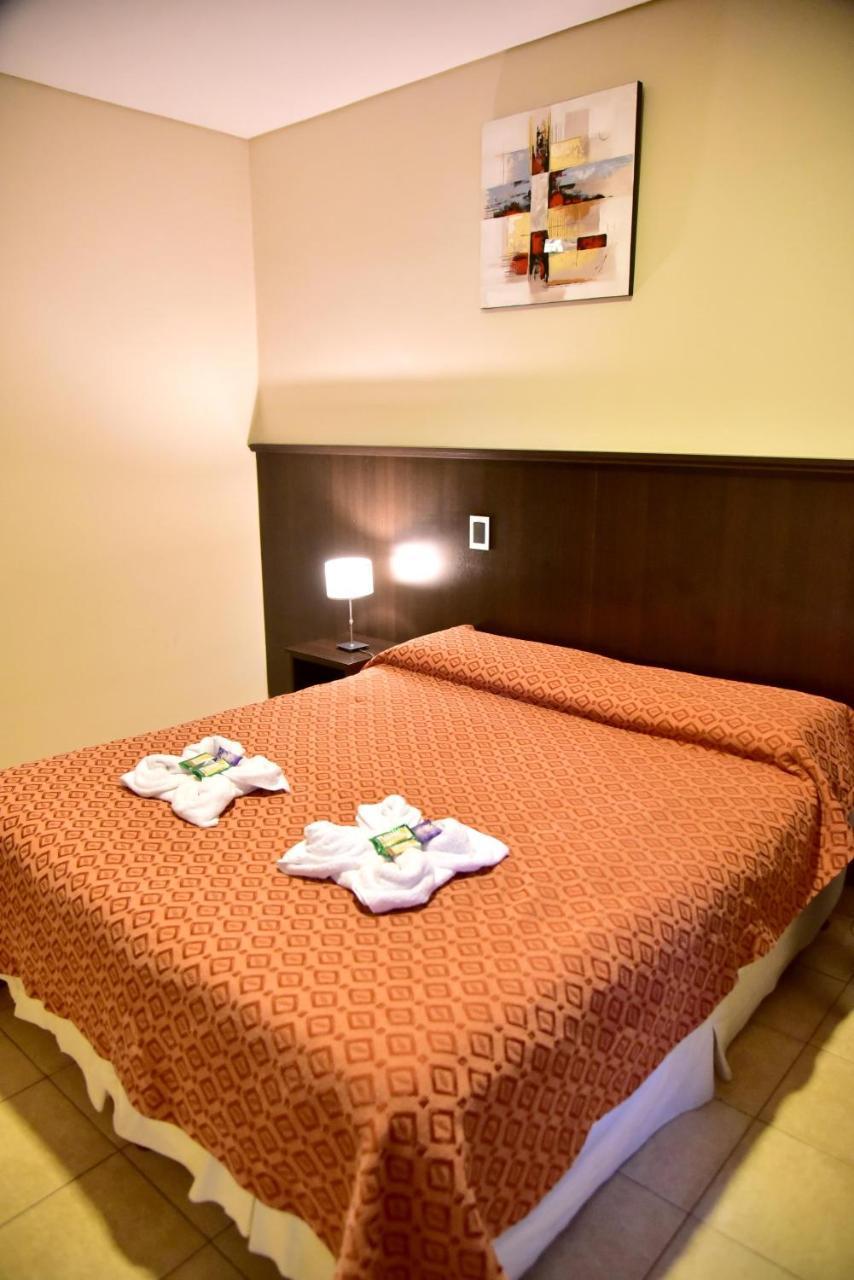 Hotel Confianza Коррієнтес Екстер'єр фото