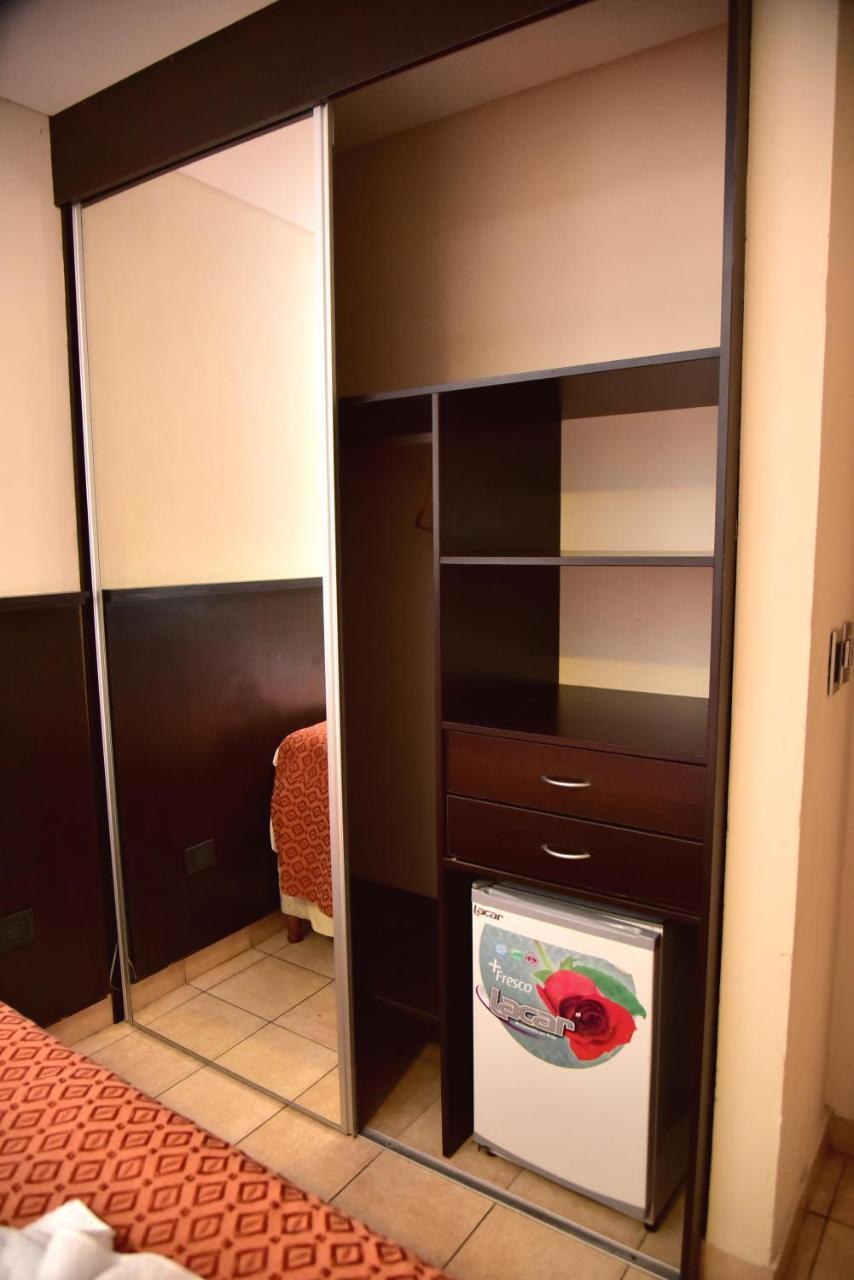 Hotel Confianza Коррієнтес Екстер'єр фото
